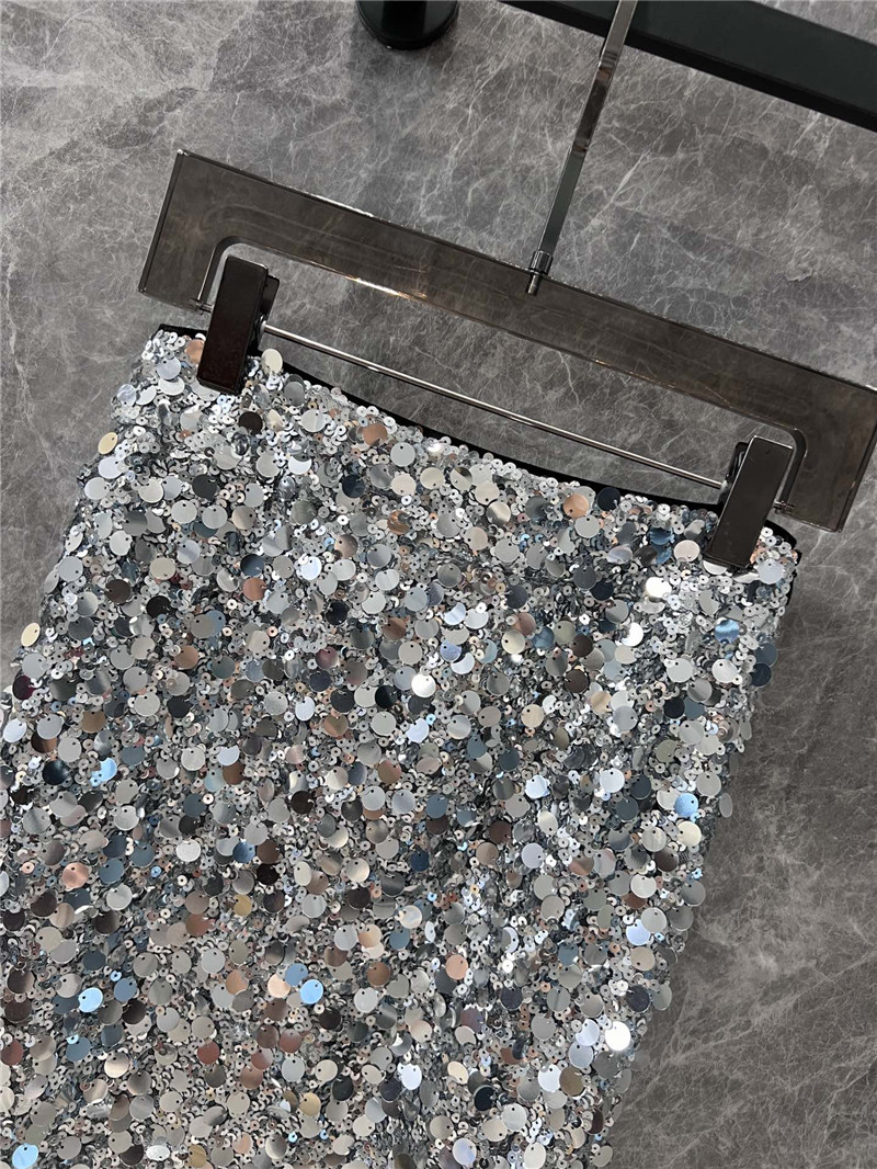 Y51 sequined skirt