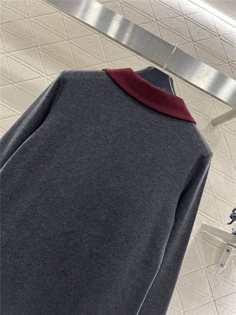 Ce1i*e fake two piece bottoming shirt