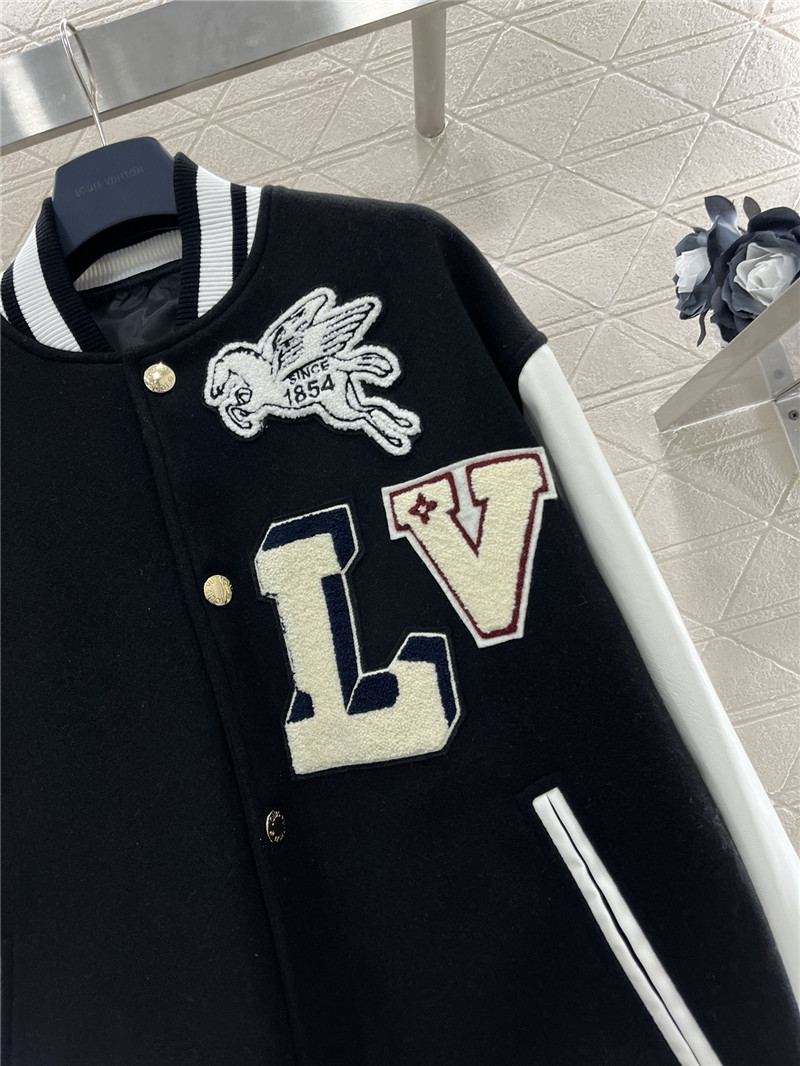 l0vis Vvtt0n lv baseball jacket