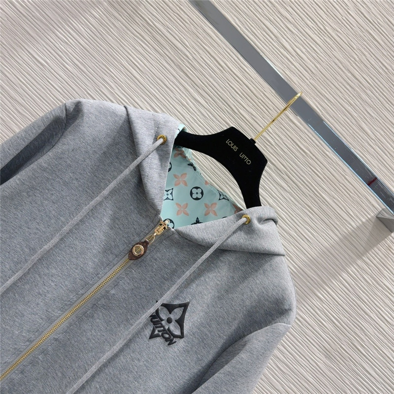 l0vis Vvtt0n lv casual sports suit