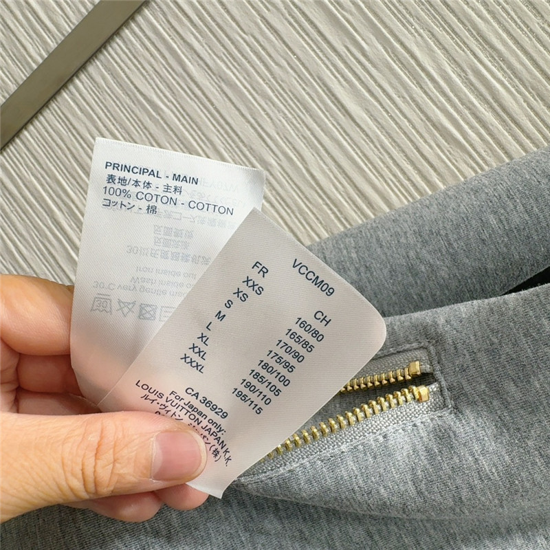 l0vis Vvtt0n lv casual sports suit