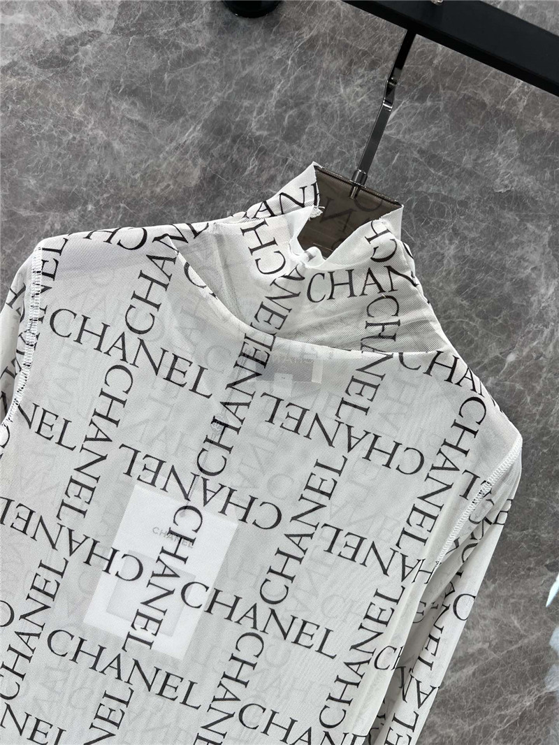 Ch**el bottoming pullover