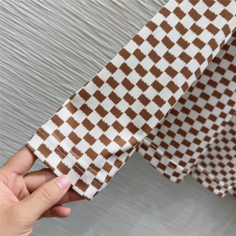 l0vis Vvtt0n lv checkerboard top