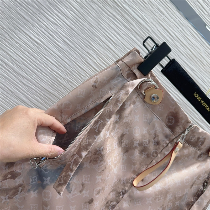 l0vis Vvtt0n lv new skirt