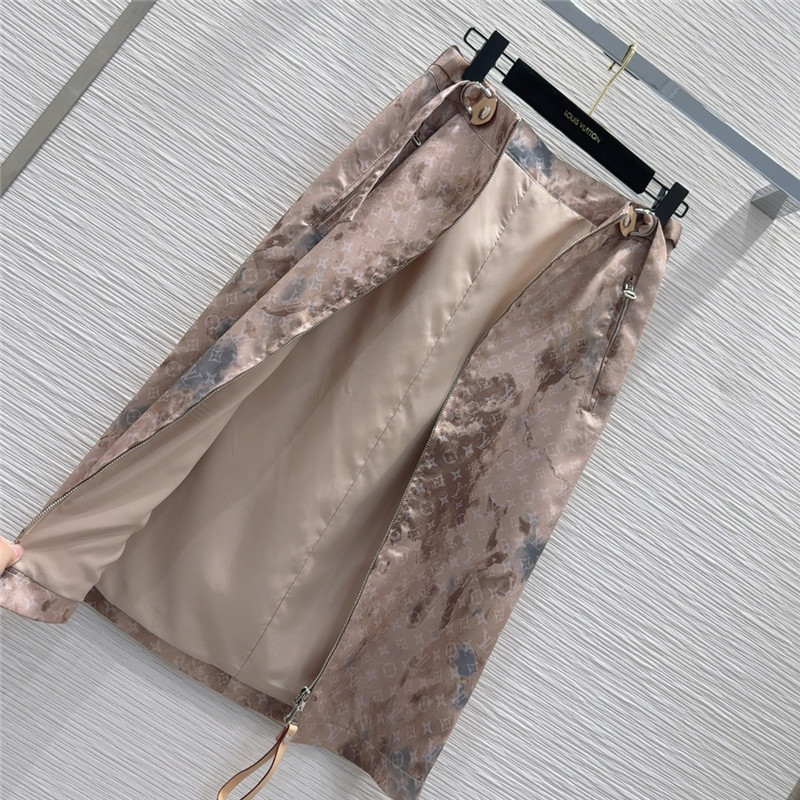 l0vis Vvtt0n lv new skirt