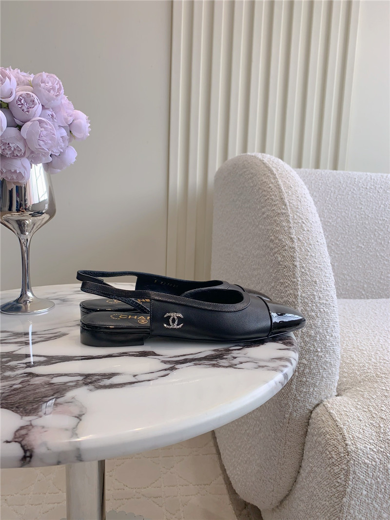 Ch**el pumps & slingbacks in black goatskin