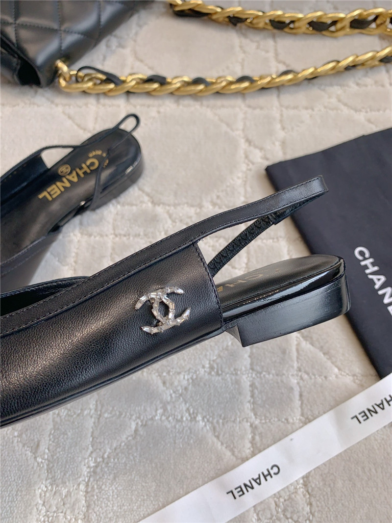 Ch**el pumps & slingbacks in black goatskin