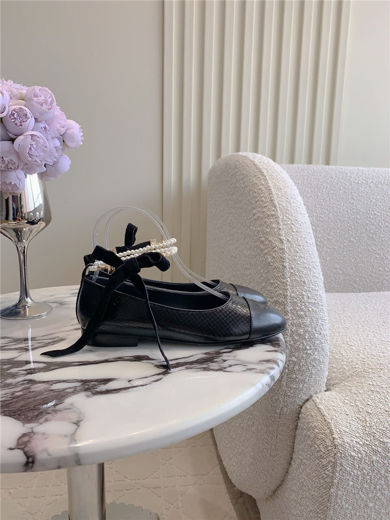 Ch**el mary janes black anklet flats