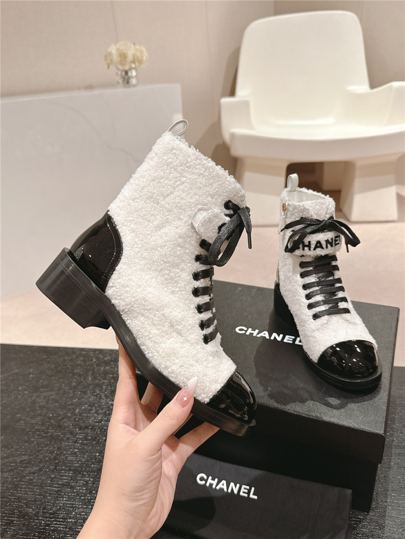Ch**el patent leather white wool lace-up boot