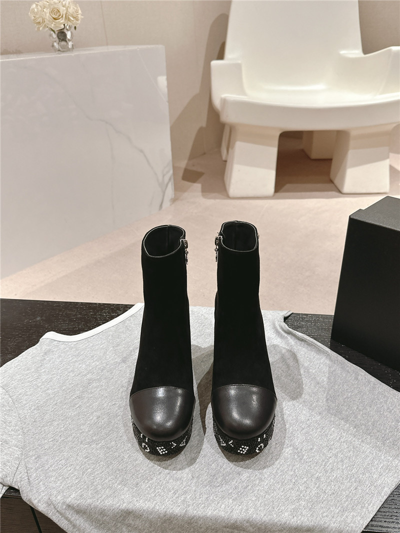 Ch**el platform suede chunky heel ankle boots