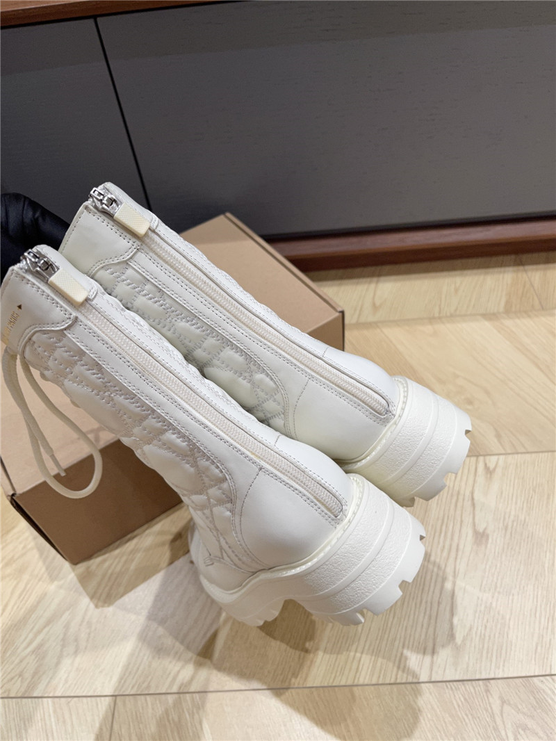 D10r d-unit white ankle boots