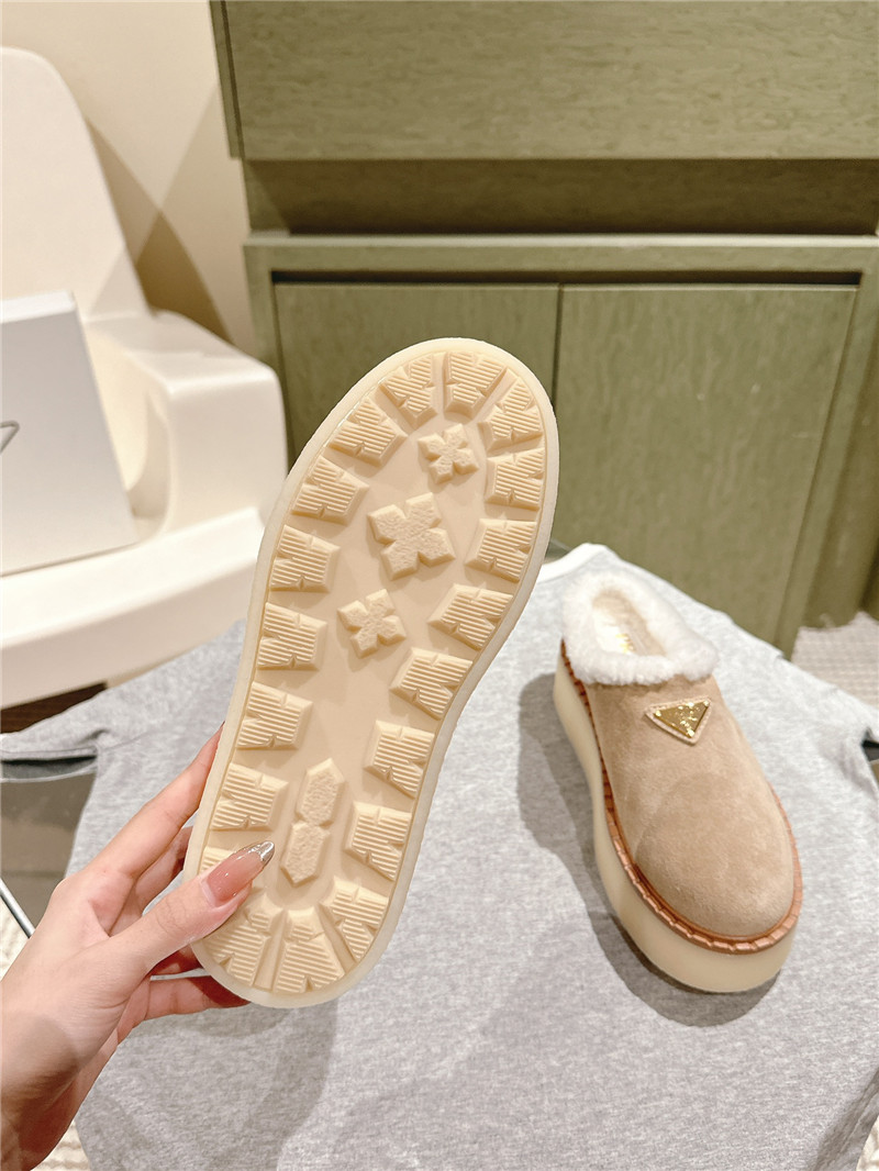 Pra*a platform shearling beige suede slippers