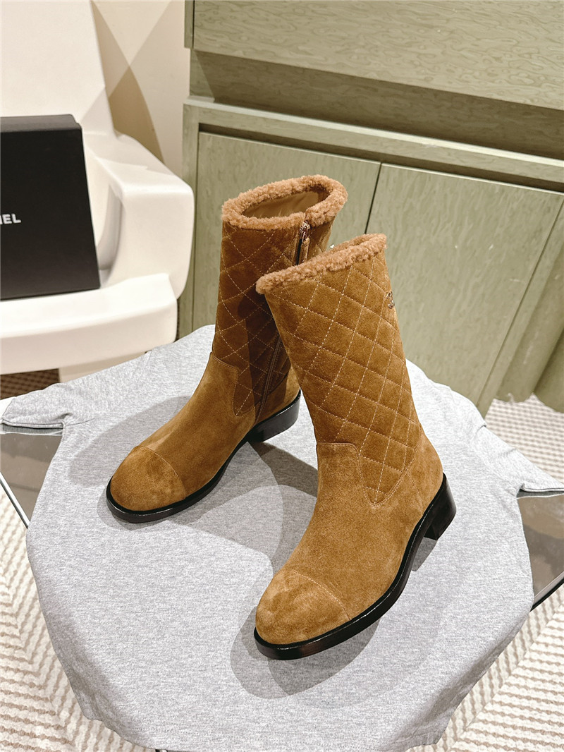 Ch**el suede mid shearling boot