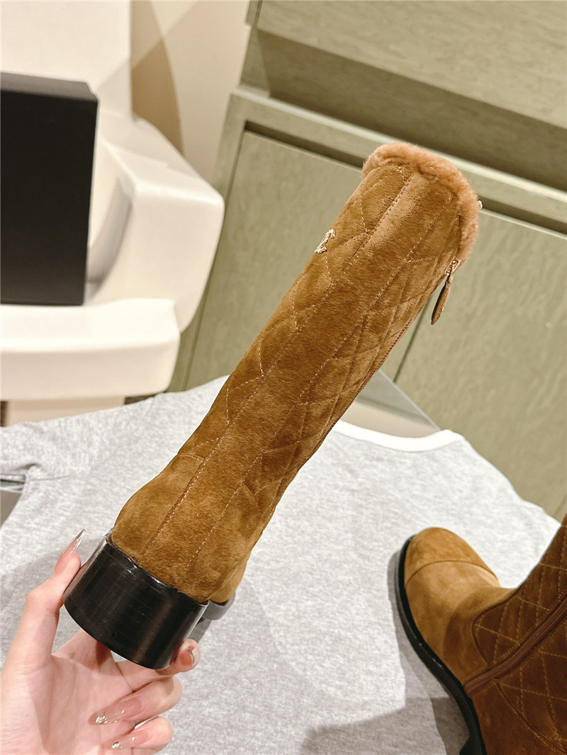 Ch**el suede mid shearling boot