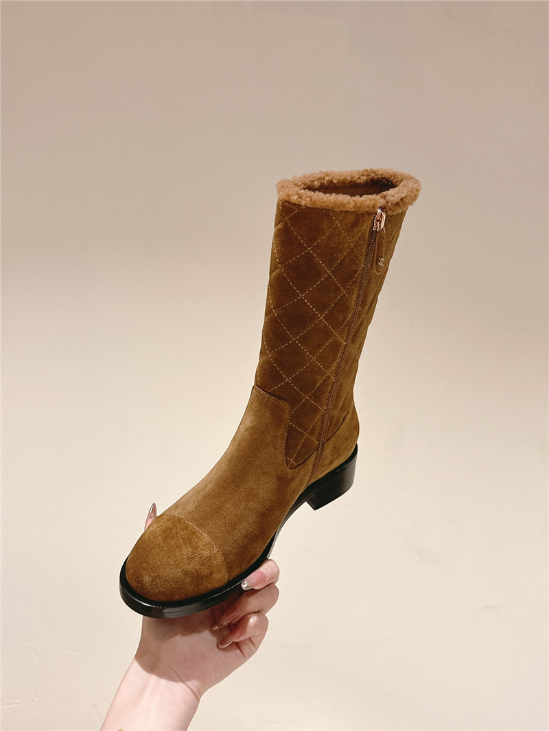 Ch**el suede mid shearling boot