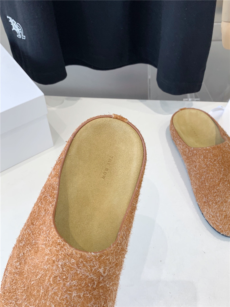 The R0w hugo slide in orange brush suede