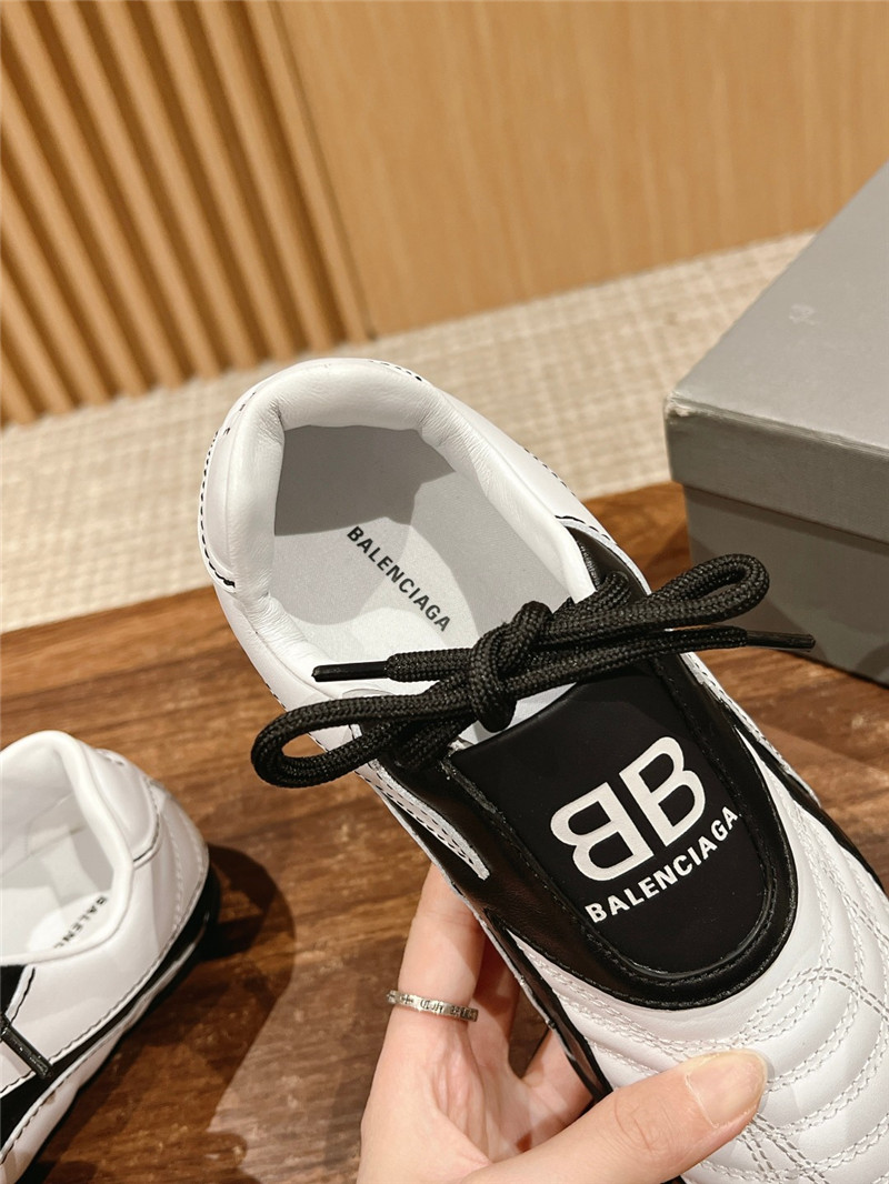 Ba1en*iaga zen sneaker white