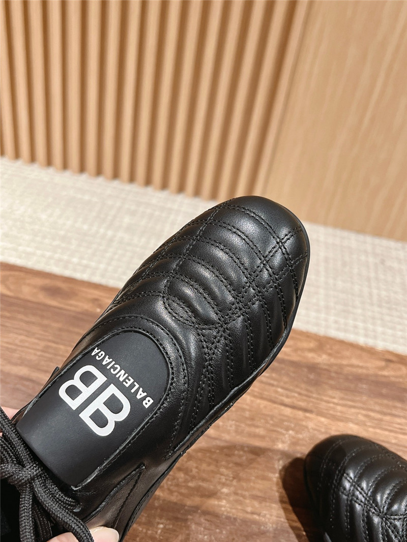 Ba1en*iaga zen sneaker black white