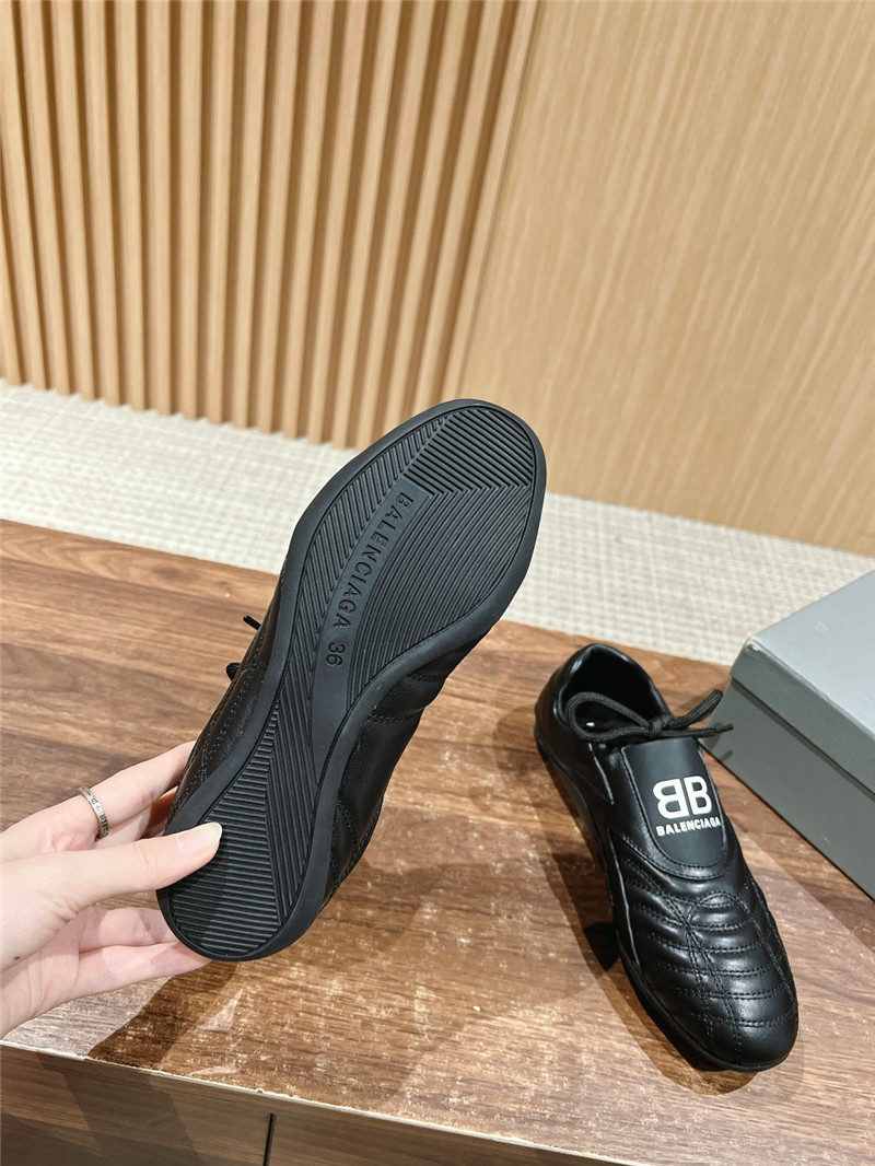 Ba1en*iaga zen sneaker black white