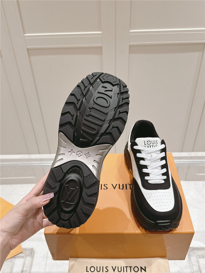 l0vis Vvtt0n lv run away sneaker black white