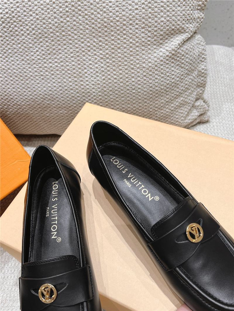 l0vis Vvtt0n soho flat loafer in black lambskin