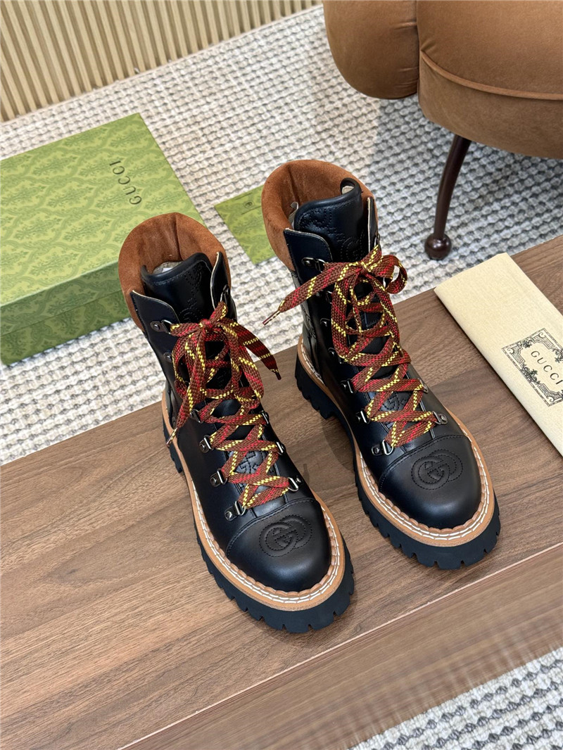 Gvc*1 gg brown quilted ankle boots