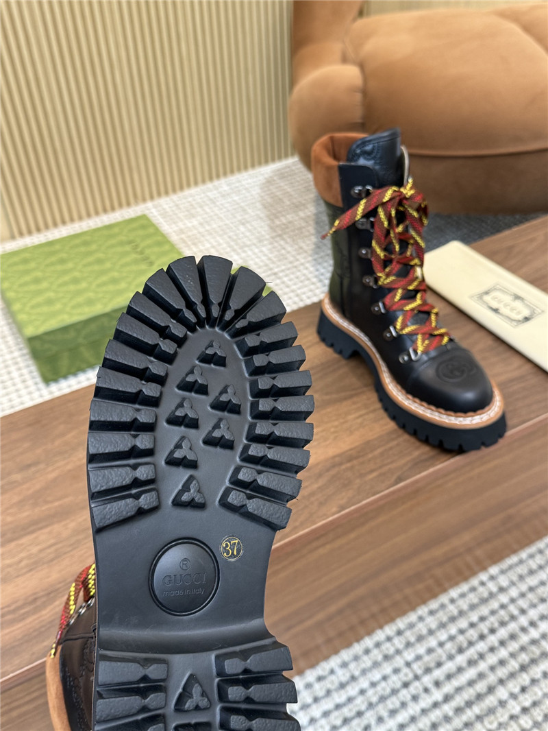 Gvc*1 gg brown quilted ankle boots