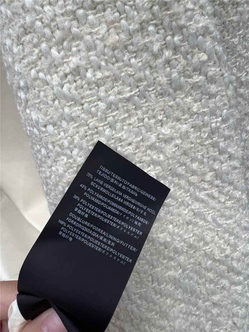 Y51 v -neck two -grain jacket