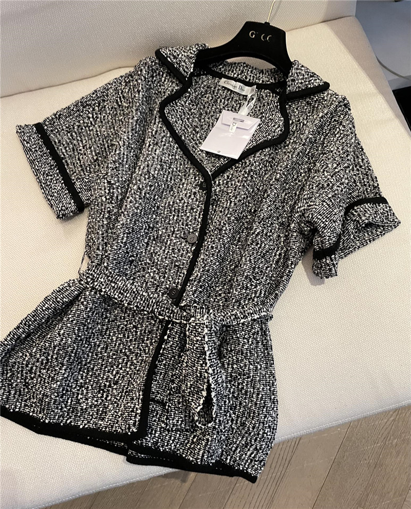 D10r waist knit short sleeve