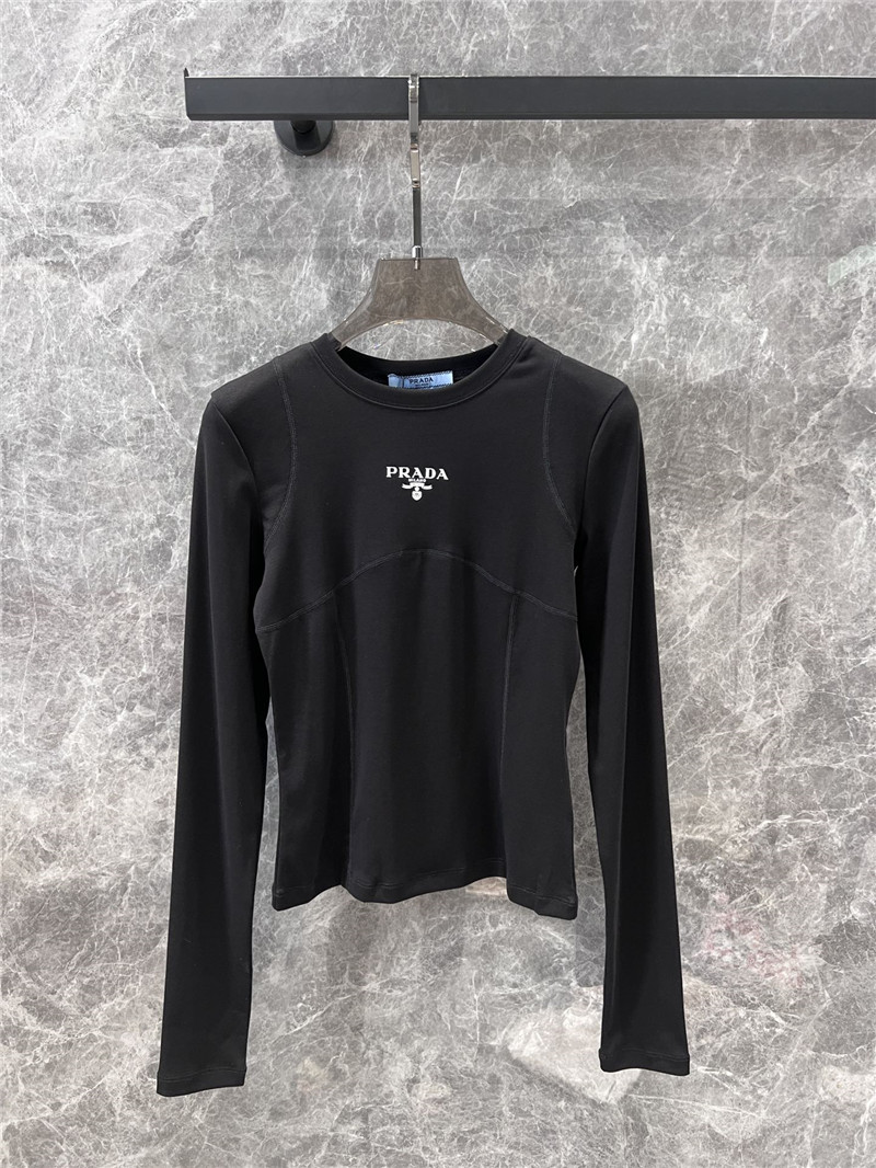 Pra*a long sleeve t-shirt