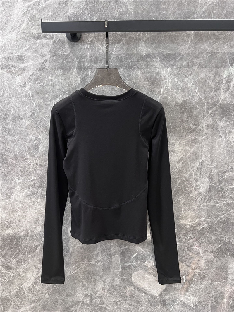 Pra*a long sleeve t-shirt