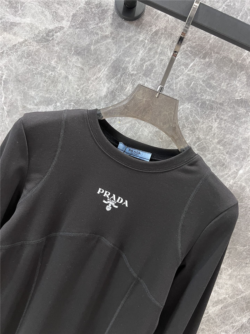 Pra*a long sleeve t-shirt