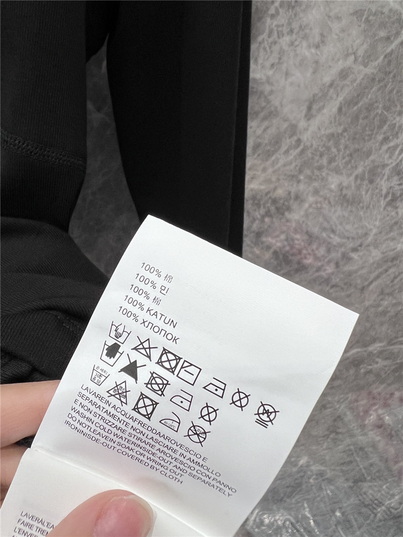 Pra*a long sleeve t-shirt