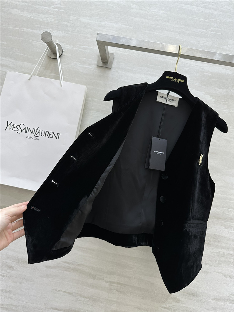Y51 velvet vest