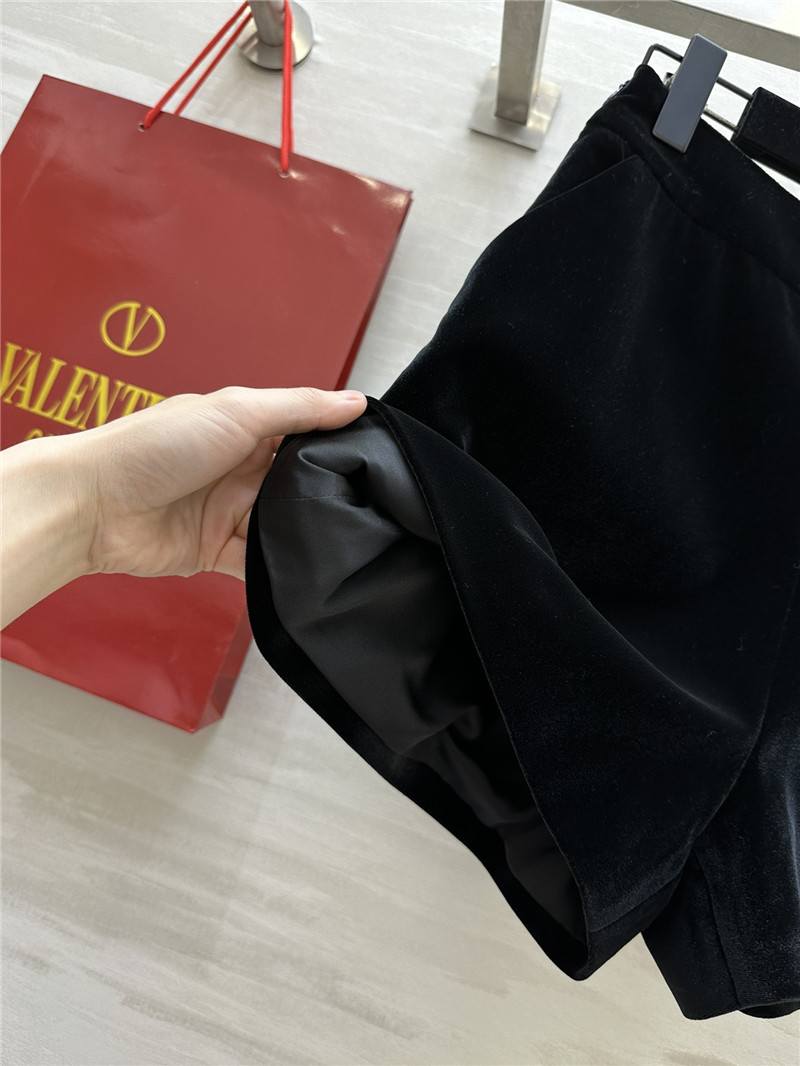 Va1e*ntin0 high waist shorts