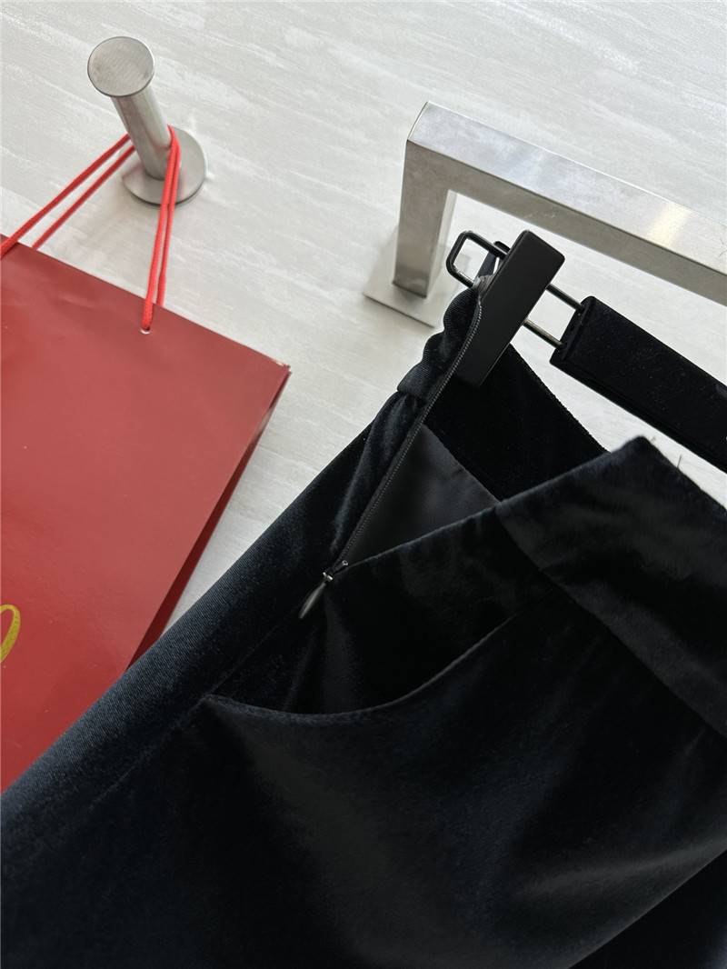 Va1e*ntin0 high waist shorts