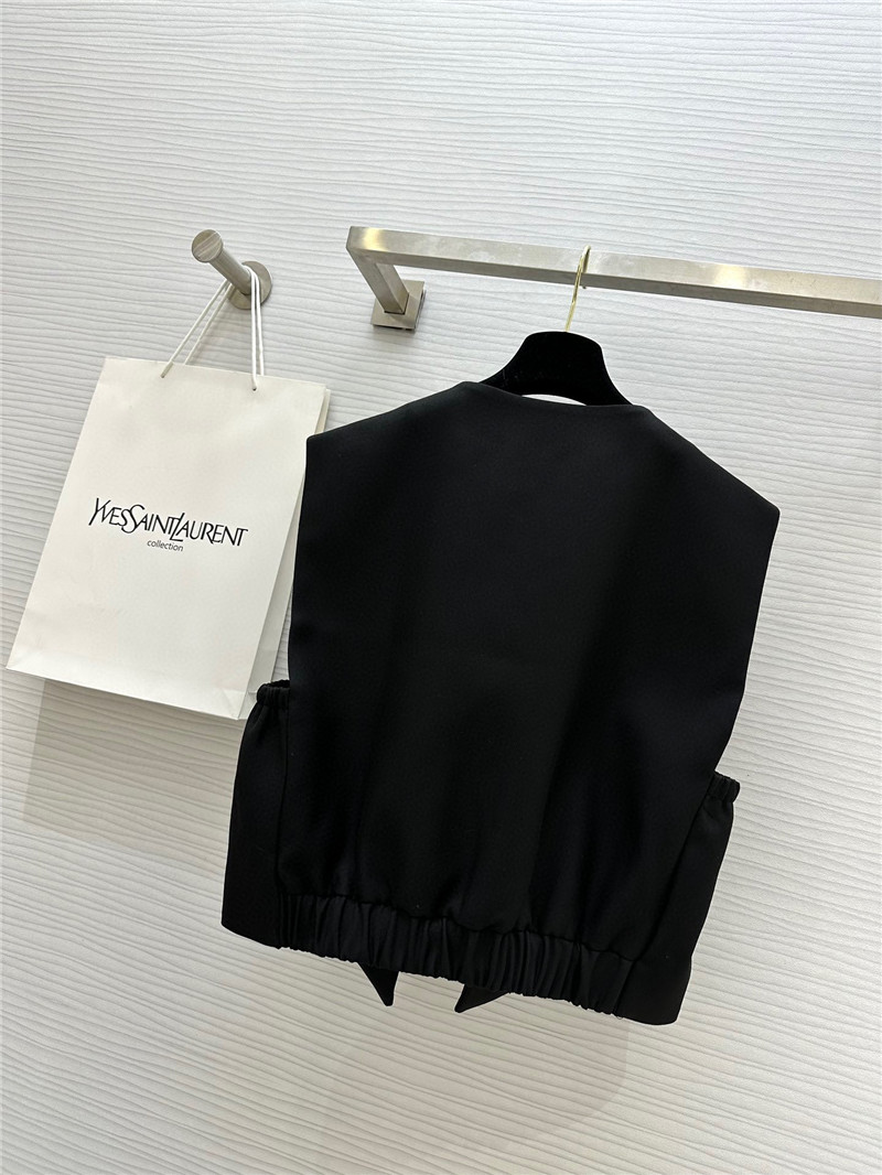 Y51 metal button vest