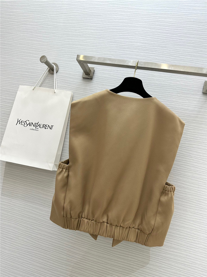 Y51 metal button vest