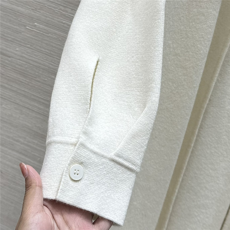 Vanitoo open chest pocket shirt