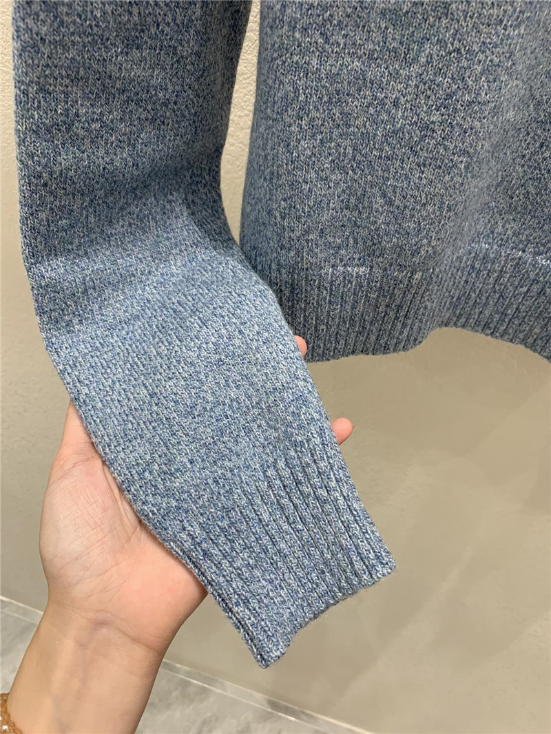 Miu Miu Logo-Intarsia Crop Wool Sweater in Blue