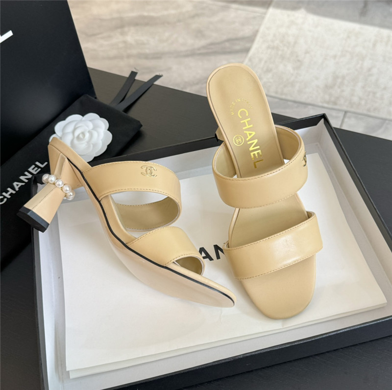 Ch**el pearl heel nude smooth leather mules