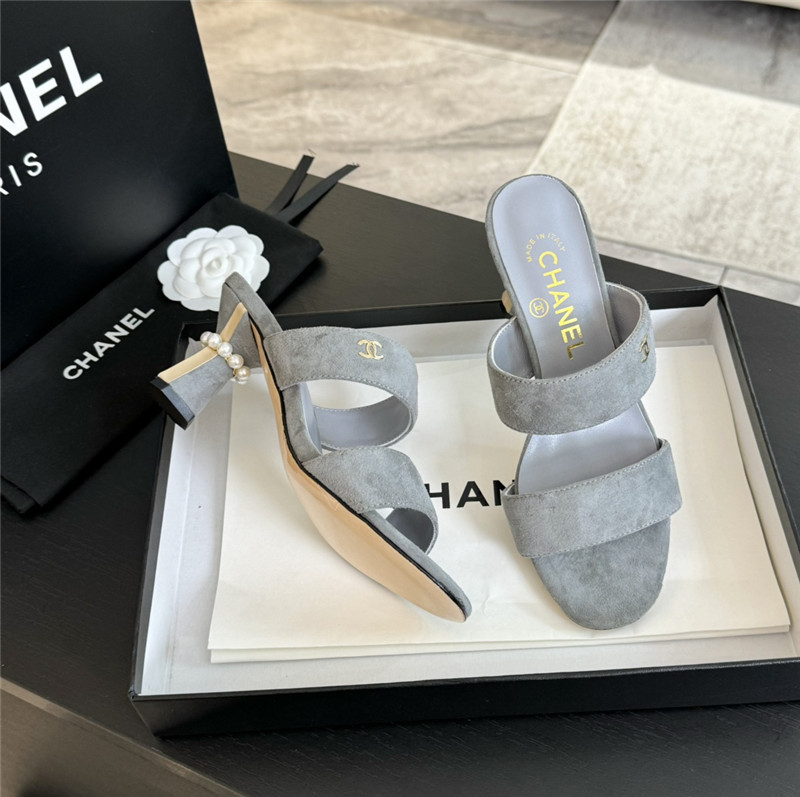 Ch**el pearl heel slippers