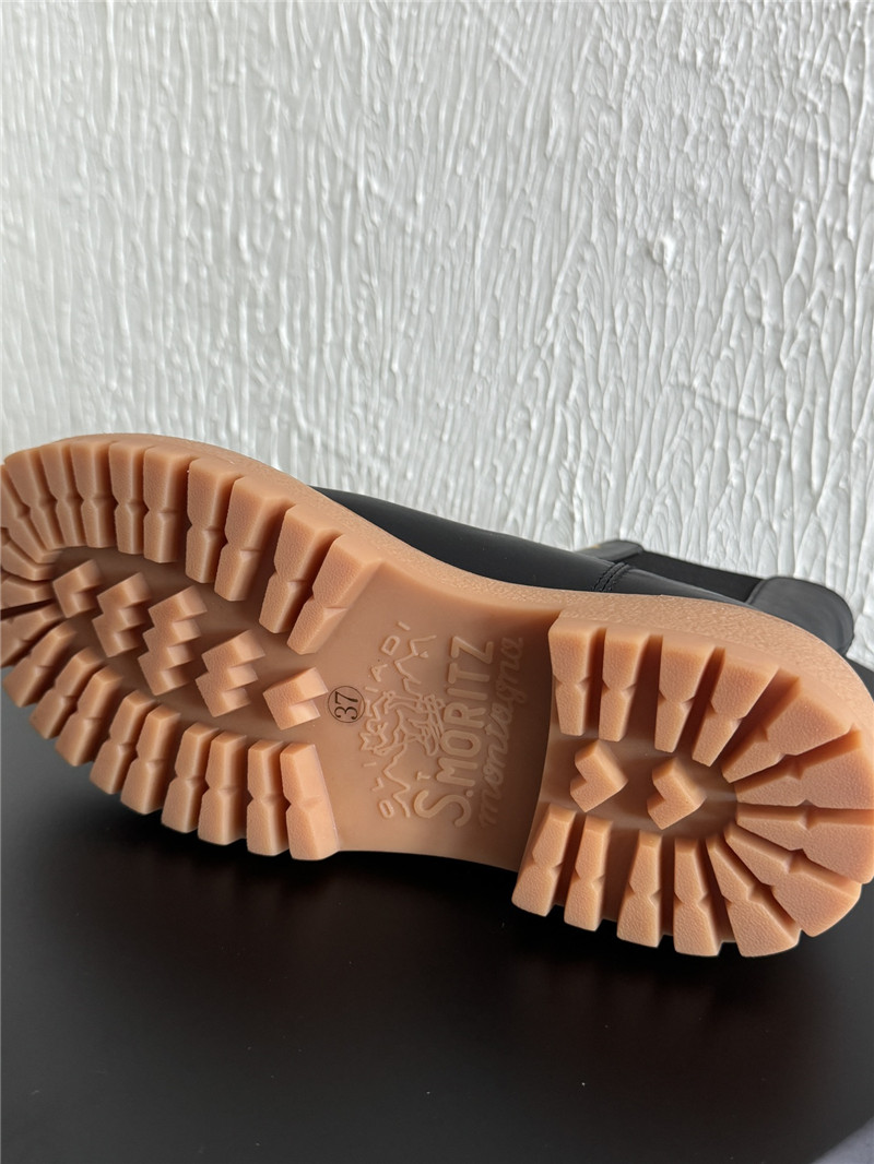 Pra*a embroidered logo chelsea boots