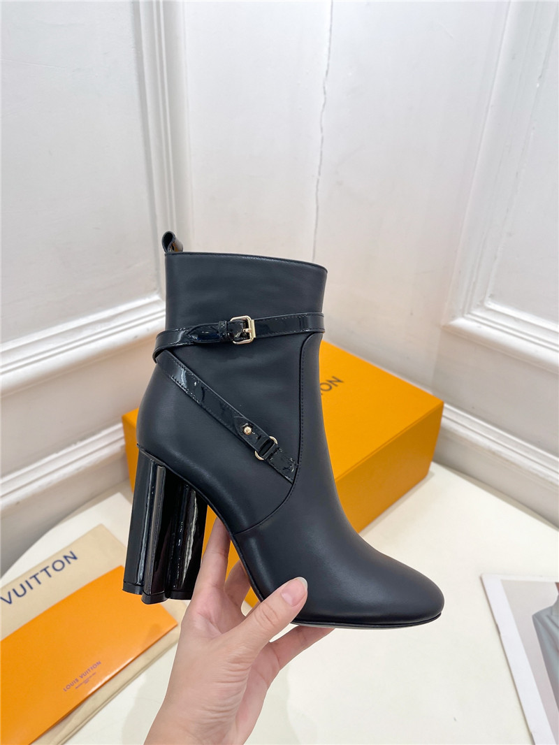 l0vis Vvtt0n silhouette ankle boot