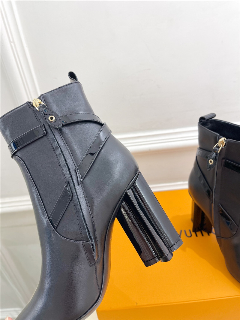 l0vis Vvtt0n silhouette ankle boot