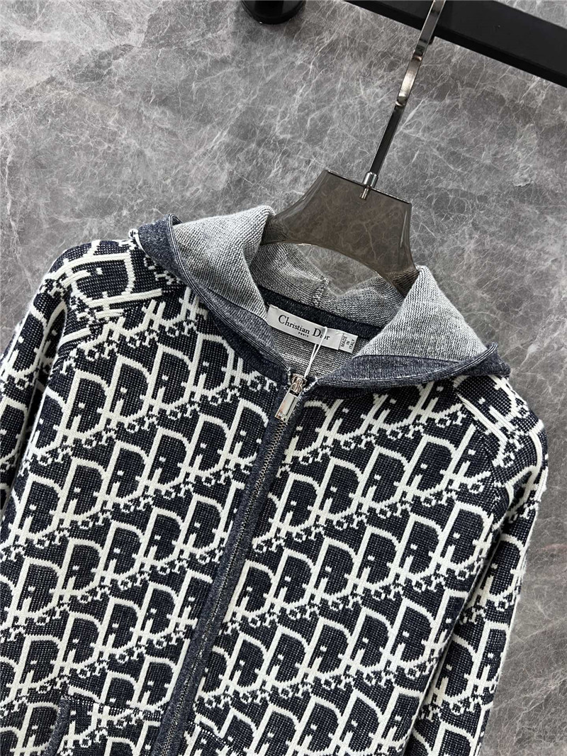 D10r oblique zip-up hooded cardigan in navy