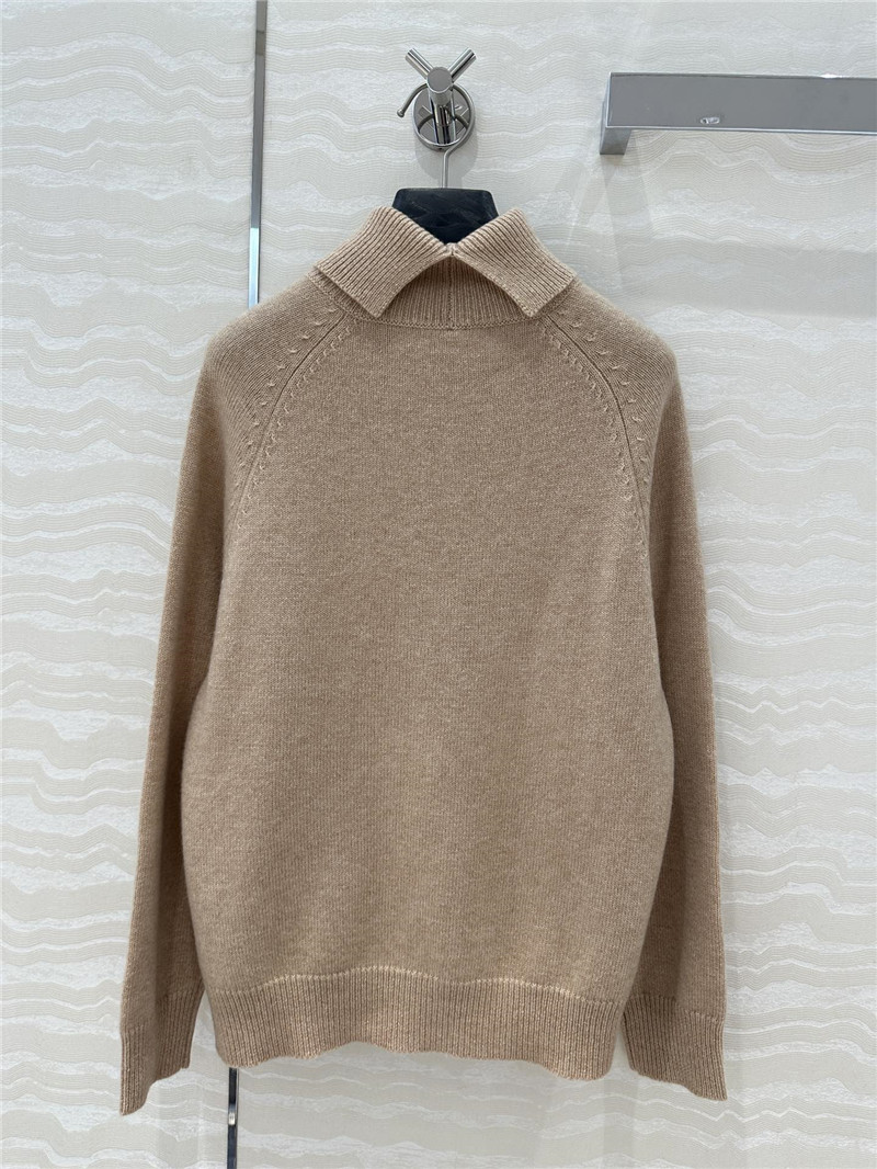 F**di beige cashmere turtleneck sweater