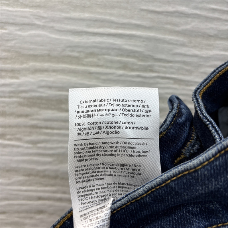 Va1e*ntin0 bootcut jeans