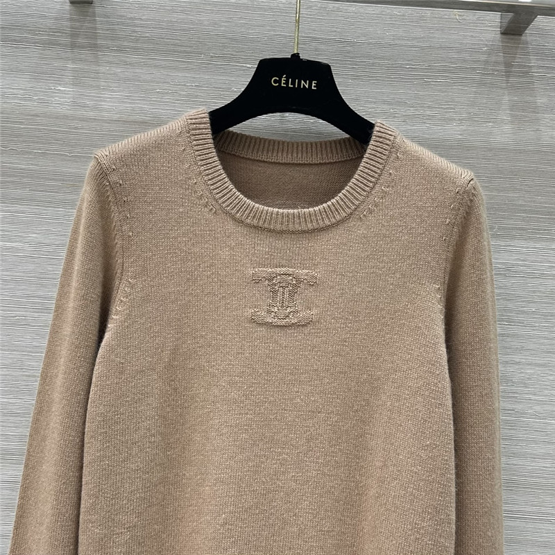Ce1i*e triomphe wool sweater in beige