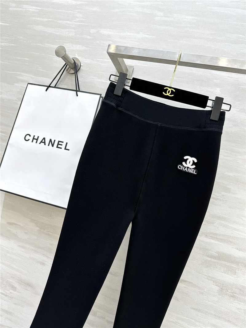 Ch**el cropped pants